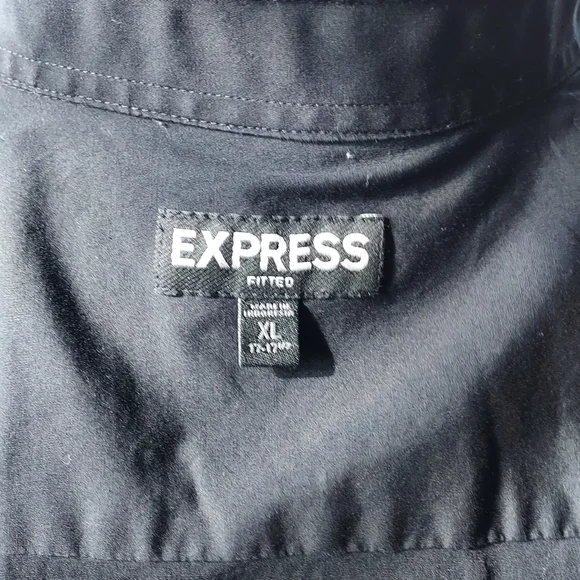 Express Black Fitted Shirt - Picture 2 of 4